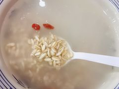 -牛一嘴·兰州牛肉面·大盘鸡(财富中心店)