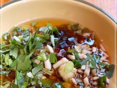 -拈签一笑黄牛肉辣卤串串