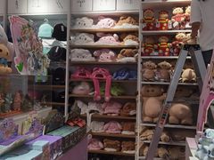 -名创优品(海珠乐峰广场店)