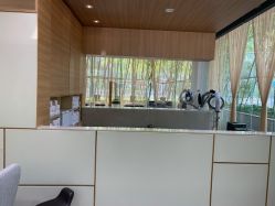 -CARR SALON