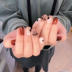 -悠禾·美甲美睫·皮肤管理