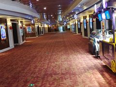 -SFC上影影城(南京新城市广场店)