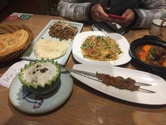 -大巴扎的姑娘(荣盛时代广场店)