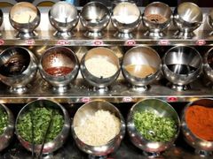 自助调料区-爱客得牛排海鲜烤肉·火锅自助(春熙路黑金好店)