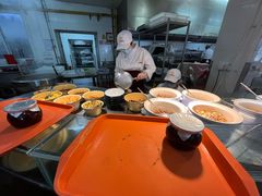 -上海外国语大学（松江校区）食堂