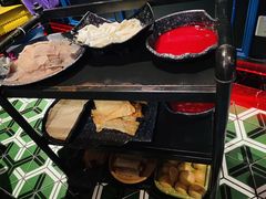 雾都鲜鸭血-哥老官重庆美蛙鱼头(宝山龙湖店)