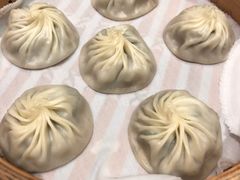 黑松露小笼包-鼎泰丰(复兴店)