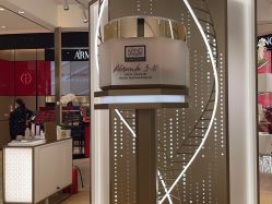 点击看大图 -奥伦纳素Erno Laszlo