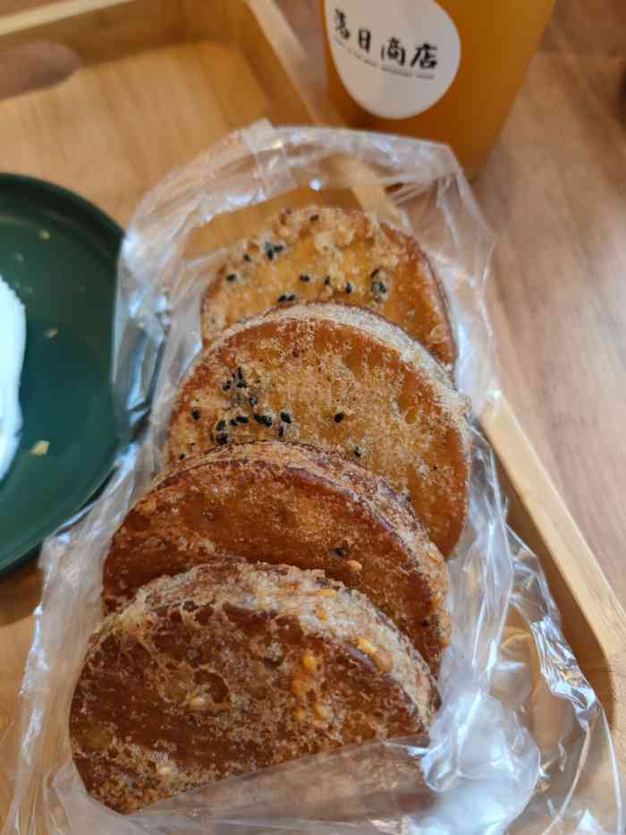 庄阿姨芋头饼-"路过几次都大排长龙,所以基本都直接绕过,.