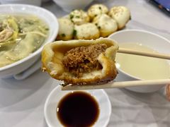 -老西白点心店
