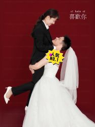 -雪中彩影婚纱摄影·微光艺术中心