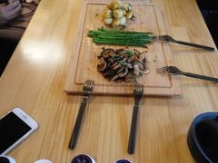 -MEAT MATE 鲜食肉铺(凤凰汇·里巷店)