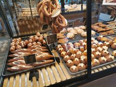 -Dough&Joe团憩(瑞虹天地月亮湾店)