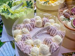 -顶东面包花园·生日蛋糕(世博店)