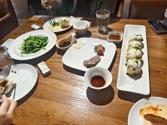 -金枝玉叶上海人家食府(三里河店)