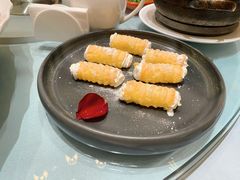 榴莲酥-谷语中餐厅