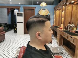 -贝勒爷专业男发