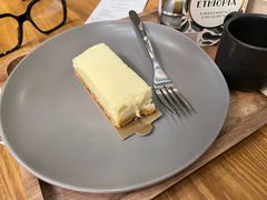 -星巴克臻选(上海合生汇1F店)