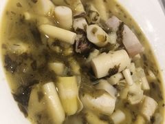 咸肉春笋煲-自在弥林花园餐厅(云栖店)