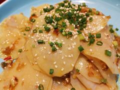 -有红鸡毛店·川菜(建设路店)