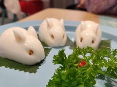 大白兔草莓椰汁糕-一笼小幸运