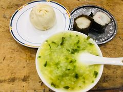 -丽华叶儿粑总汇