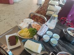 -云中捞高空旋转餐厅(商茂世纪广场店)