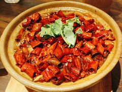 -有红鸡毛店·砂锅菜(抚琴夜市店)