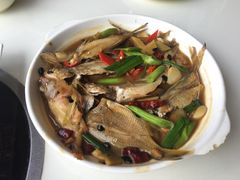 -鑫悦楼煎蟹·16年海鲜大排档