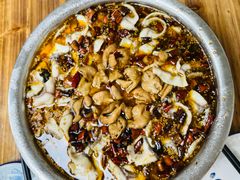 -黑皮酸菜鱼(三山街店)