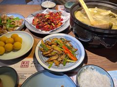 -九锅一堂酸菜鱼(学府凯德店)
