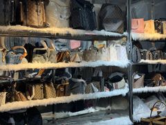 -义乌小商品批发市场(中国小商品城·篁园服装市场店)