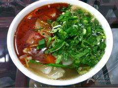 -牛一嘴·兰州牛肉面·大盘鸡(财富中心店)