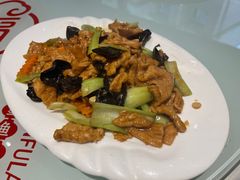 滑溜肉片-添福来墨鱼饺子 · 海鲜东北菜(泡崖店)
