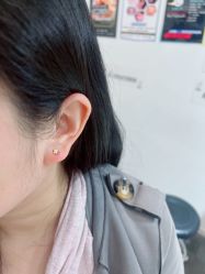 -AI艾耳·专业手工耳洞·穿孔美学馆