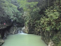 -龙水峡地缝景区