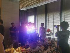 -雍和会海鲜姿造自助(湖东路店)