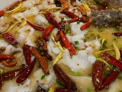 老坛子酸菜鱼（鲈鱼3-4人份）-太二酸菜鱼(广州IFC国金天地店)