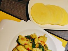 -四季喧黔味豆米火锅(万达广场店)