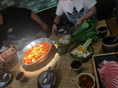 台式麻辣锅-湊湊火锅·茶憩(杭州湖滨银泰in77店)