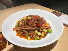 腊肉炒普洱黄笋-一坐一忘云南菜(卓悦中心)