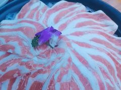 -老牌坊云南鱼豆花火锅(哈西万达店)