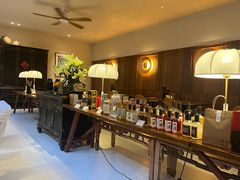 大堂-银米·云南传统过桥米线(双廊黑金冠店)