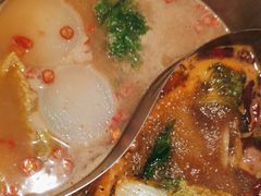 -尚尚仙·酸汤猪手·猪肚鸡火锅(华联万柳购物中心店)