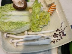 -尚捞港式回转小火锅(人人乐购物广场店)