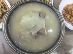 -老回回小吃(百万庄店)