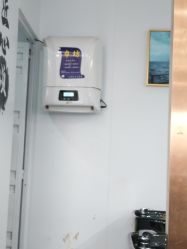 -镁连社·美联社
