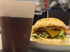 -必胜客(骡马市店)