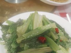 -洪霞餐馆·川菜·鲜货现炒(两江春城店)