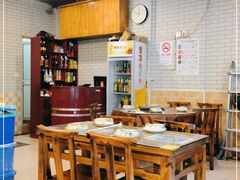 大堂-贺记湘菜馆(东体育会路店)